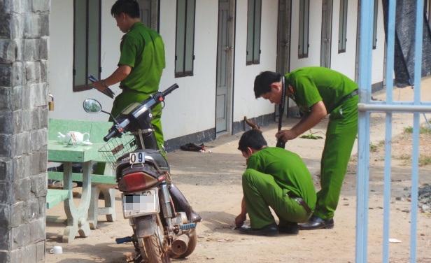 Nam sinh lop 12 bi danh chet sau gio ra choi hinh anh