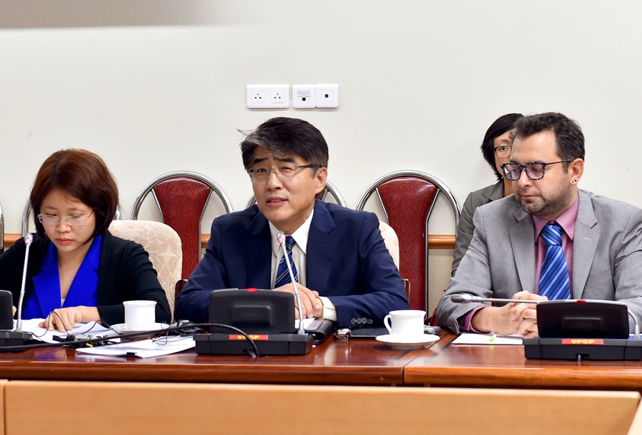 cai cach tien luong anh 2