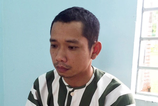 Trang phục cho người bị tạm giam ảnh 1 Trang phuc cho nguoi bi tam giam anh 1