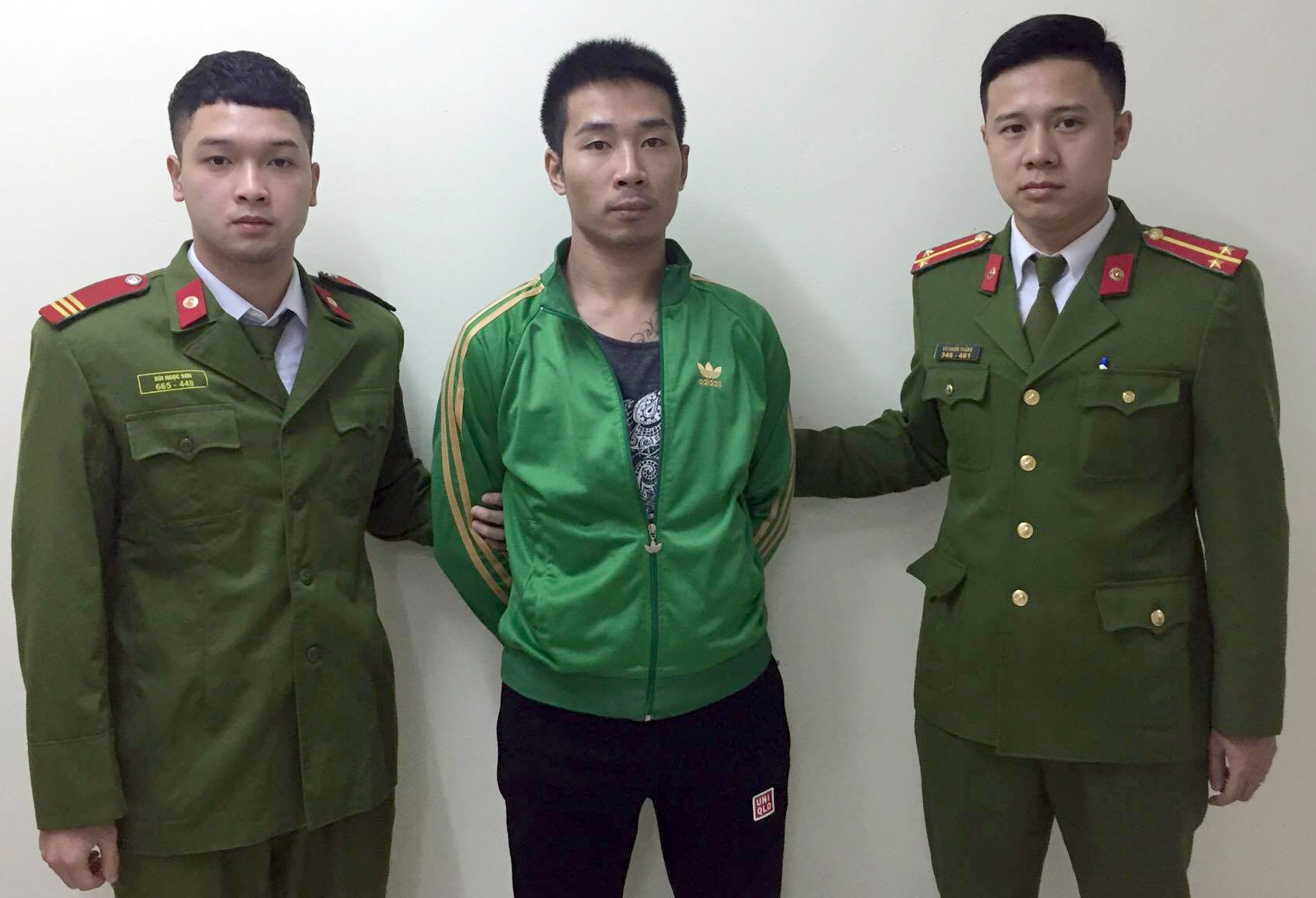 Cuop iPhone o pho co anh 1