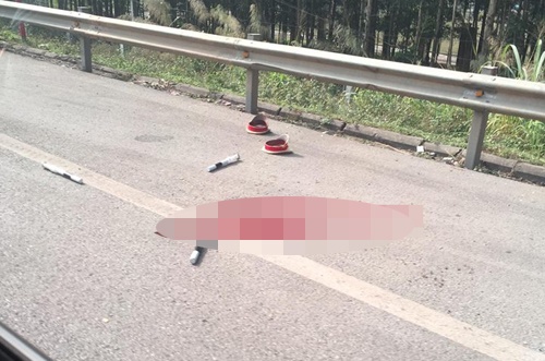 CSGT bi tong tren cao toc anh 1