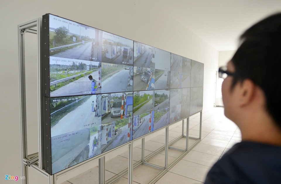 Phat  nguoi cao toc Noi Bai Lao Cai anh 2