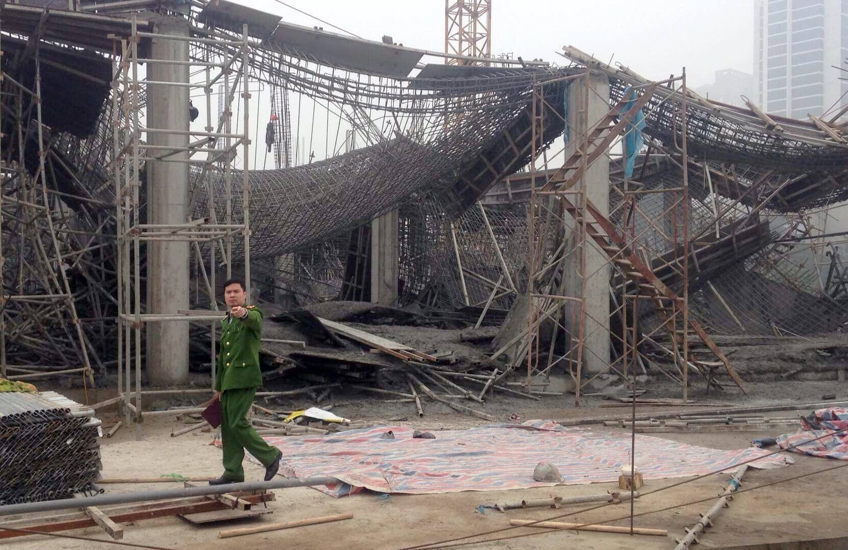 Sap gian giao, 3 nguoi chet hinh anh