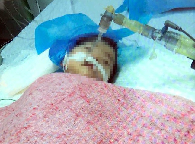 Nu dieu duong tiem nham thuoc lam be gai 8 thang tuoi tu vong hinh anh