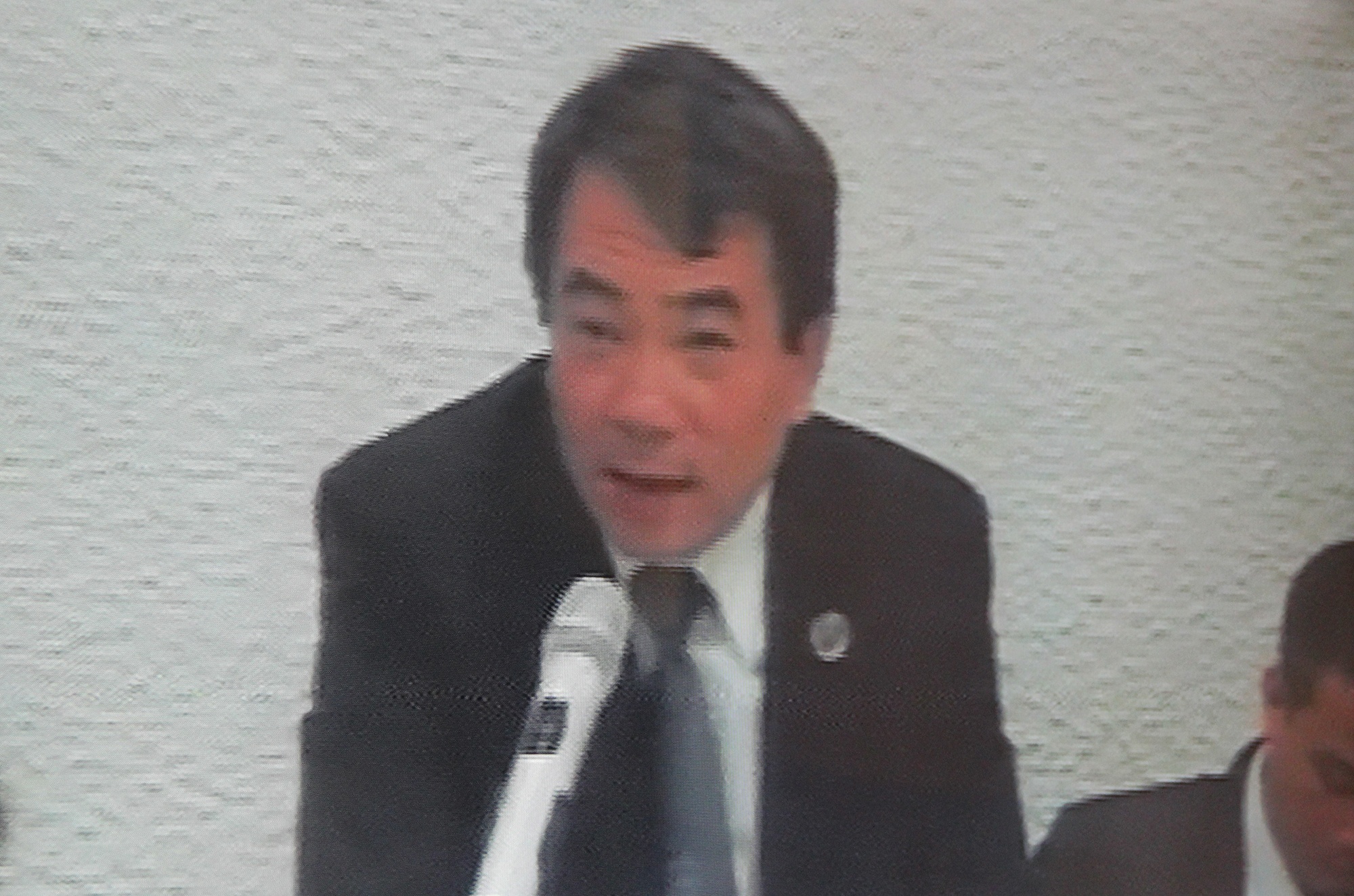 Xet xu em trai Dinh La Thang anh 2