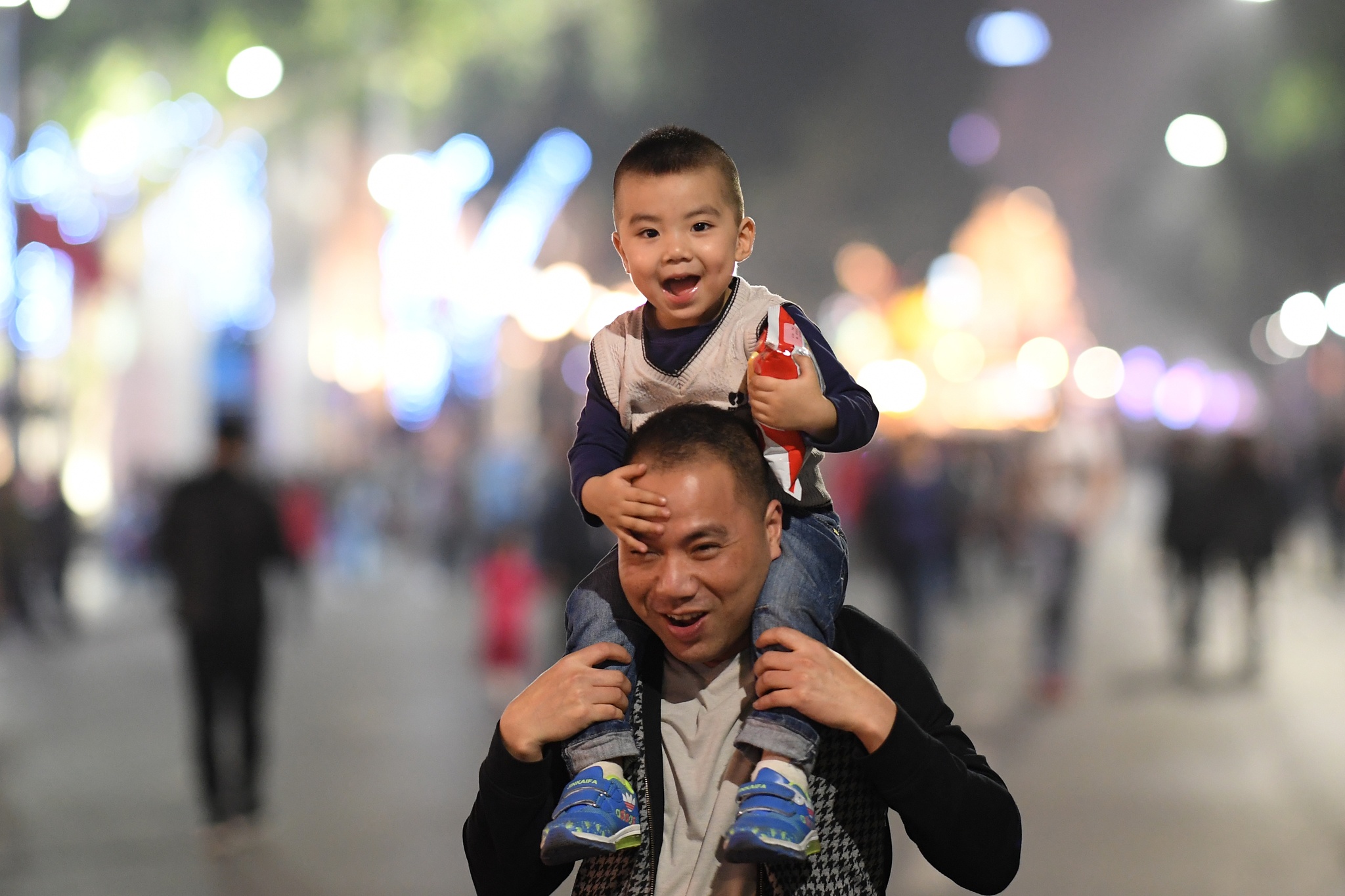 Khong khi giao thua Ha Noi Sai Gon anh 3