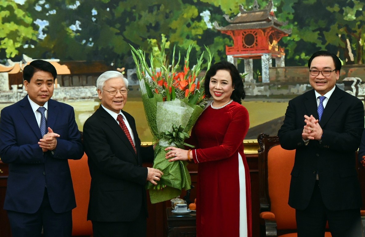 Tong bi thu Nguyen Phu Trong chuc Tet tai Thanh uy Ha Noi hinh anh