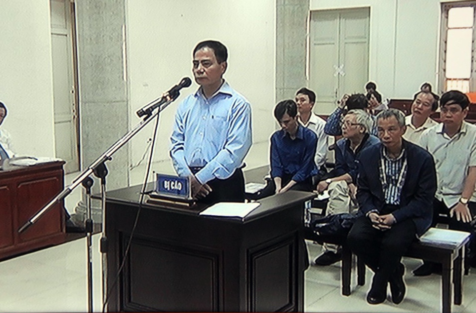 Vu vo ong cap nuoc song Da: Cuu giam doc du an keu oan hinh anh