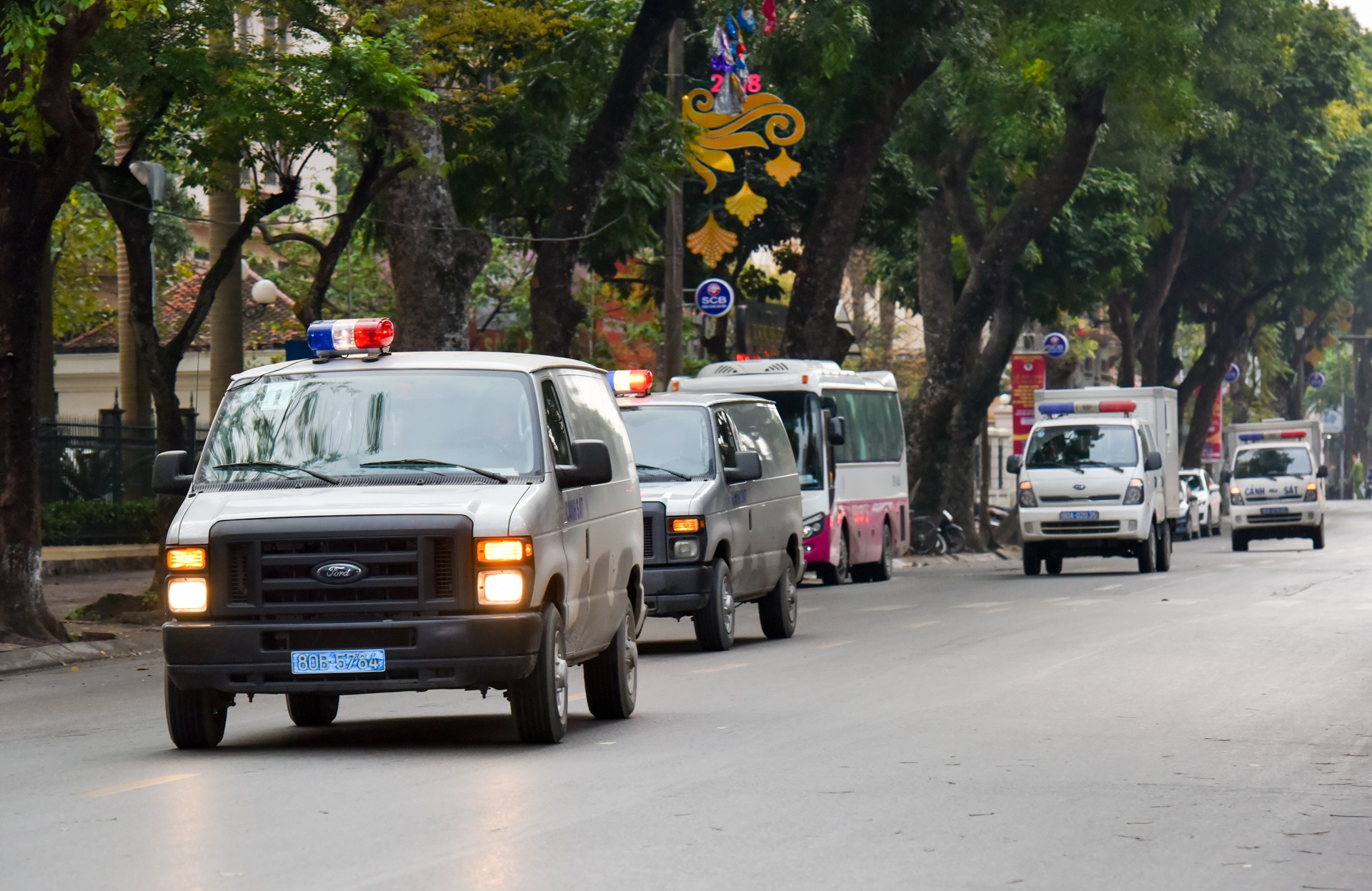 Xet xu Dinh La Thang anh 1