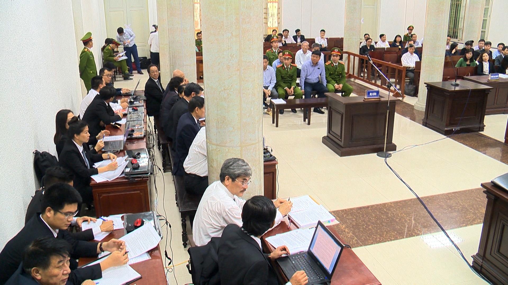 Tuyên án Đinh La Thăng ảnh 2 Tuyen an Dinh La Thang anh 2