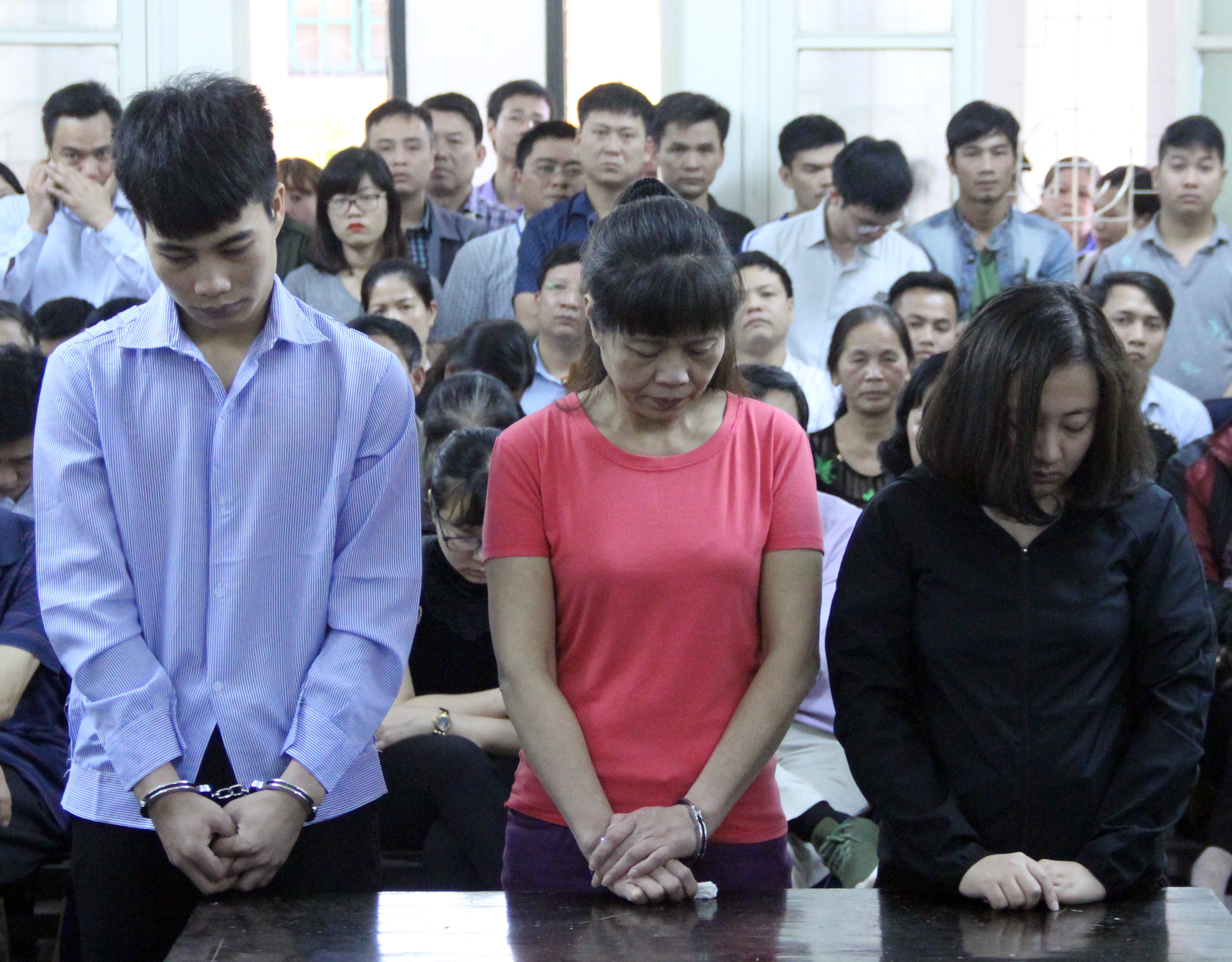 Tho han lam chay quan karaoke khien 13 nguoi tu vong linh 7 nam tu hinh anh