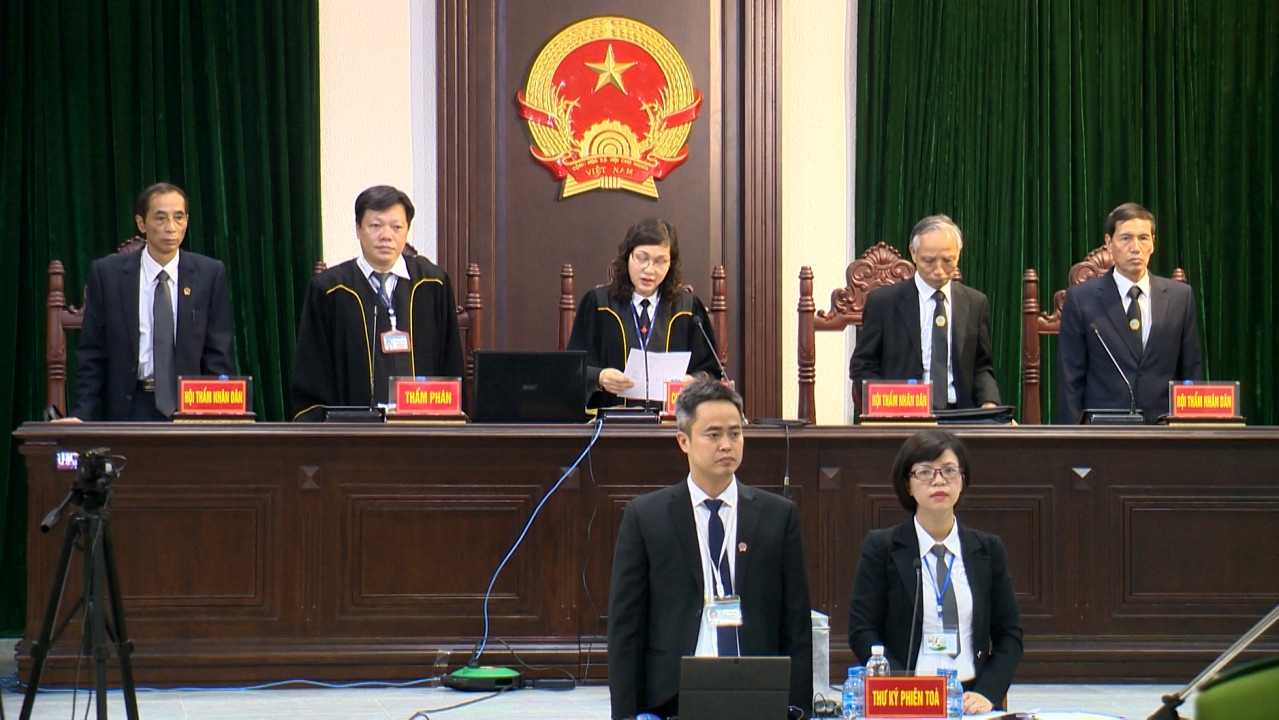 Toa an cap cao anh 1