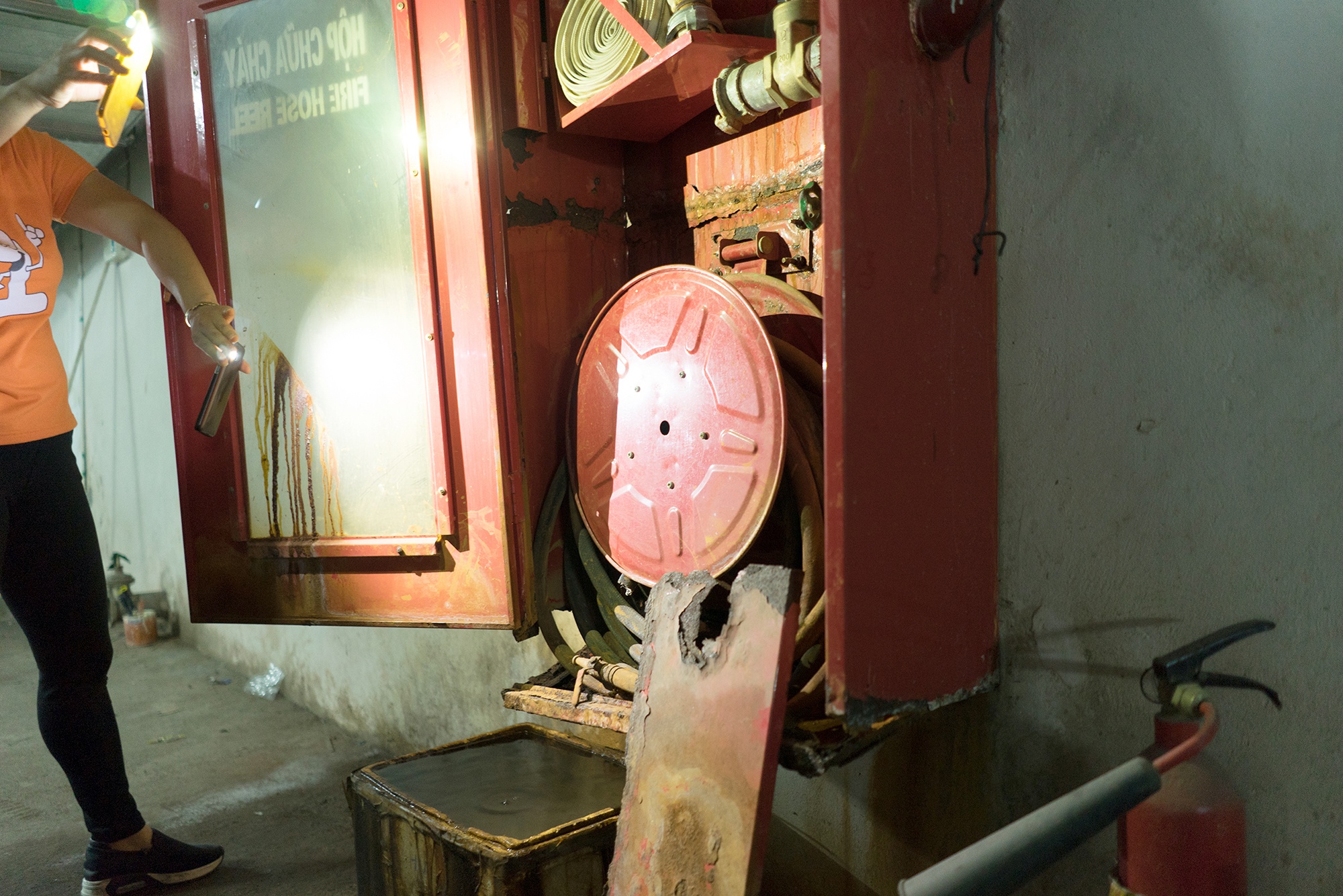 Dân chung cư biểu tình ở Hà Nội ảnh 2 Dan chung cu bieu tinh o Ha Noi anh 2