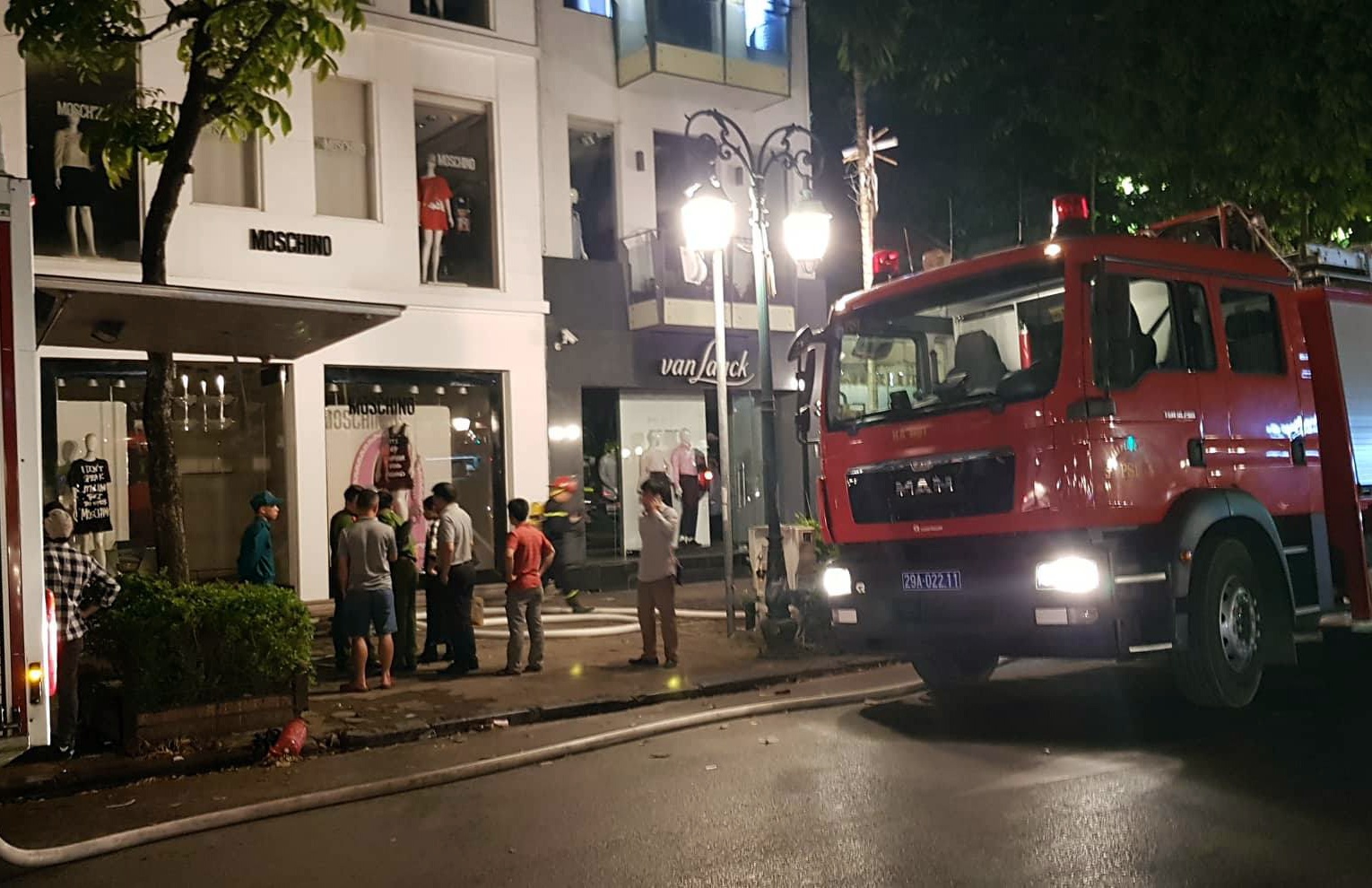 Cháy cửa hàng ở Hà Nội ảnh 1 Chay cua hang o Ha Noi anh 1