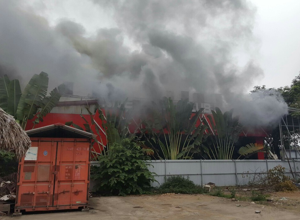 Hien truong vu chay Five Beer Club o Hai Phong hinh anh