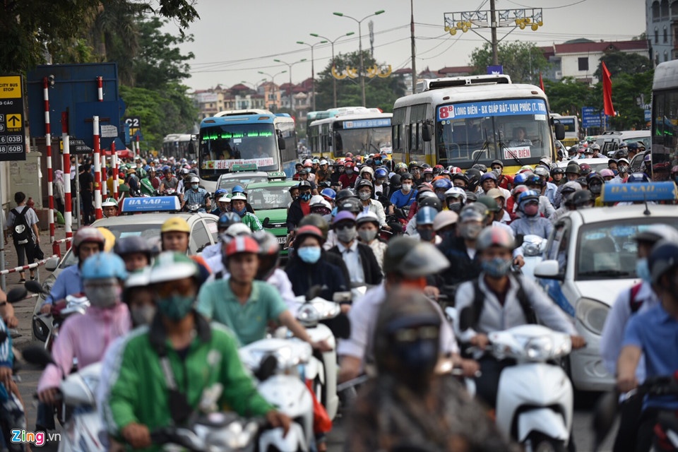 Tai nạn giao thông ngày 1/5 ảnh 2 Tai nan giao thong ngay 1/5 anh 2