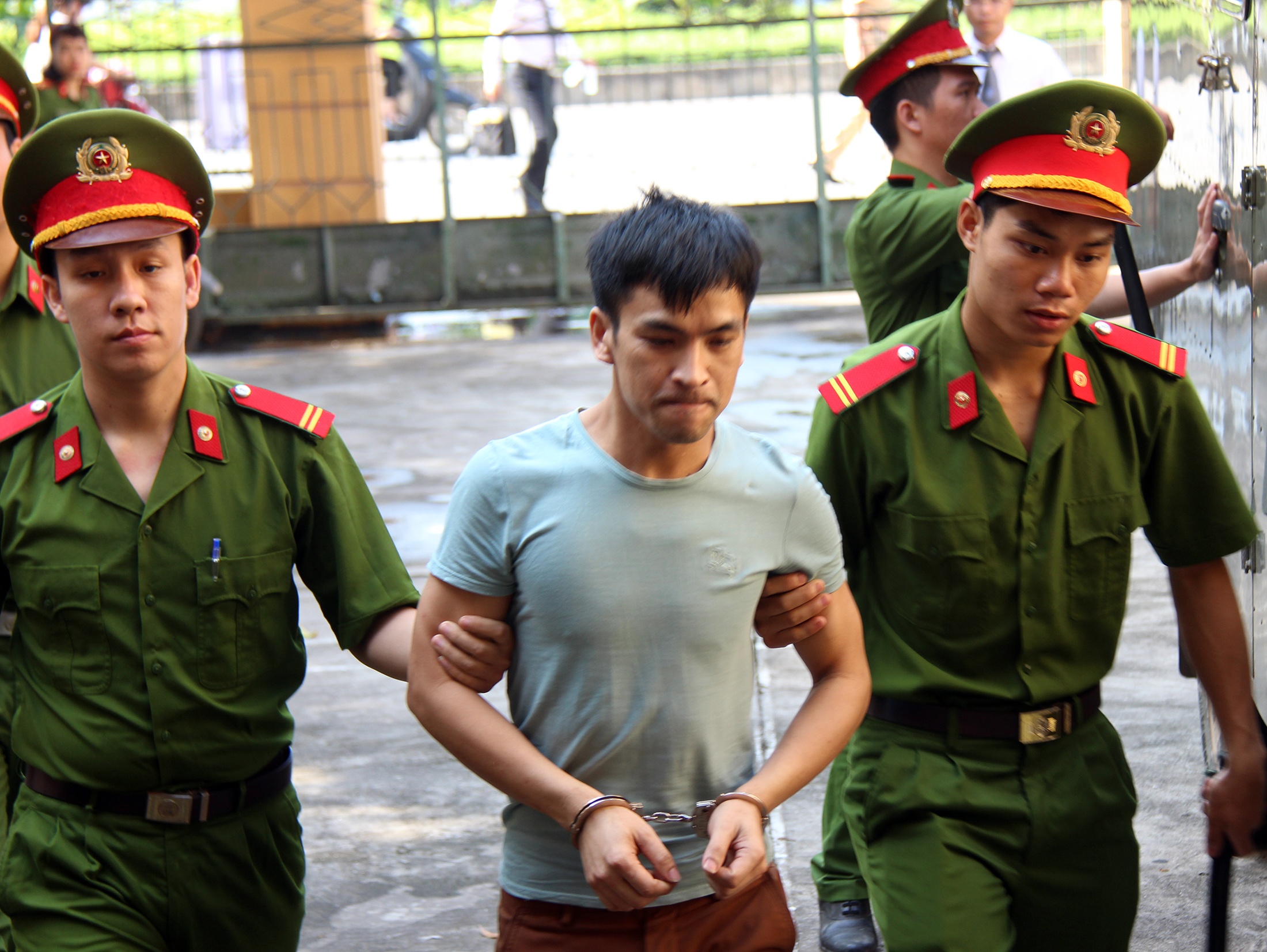 Xet xu vu chay than o Hoa Binh anh 2