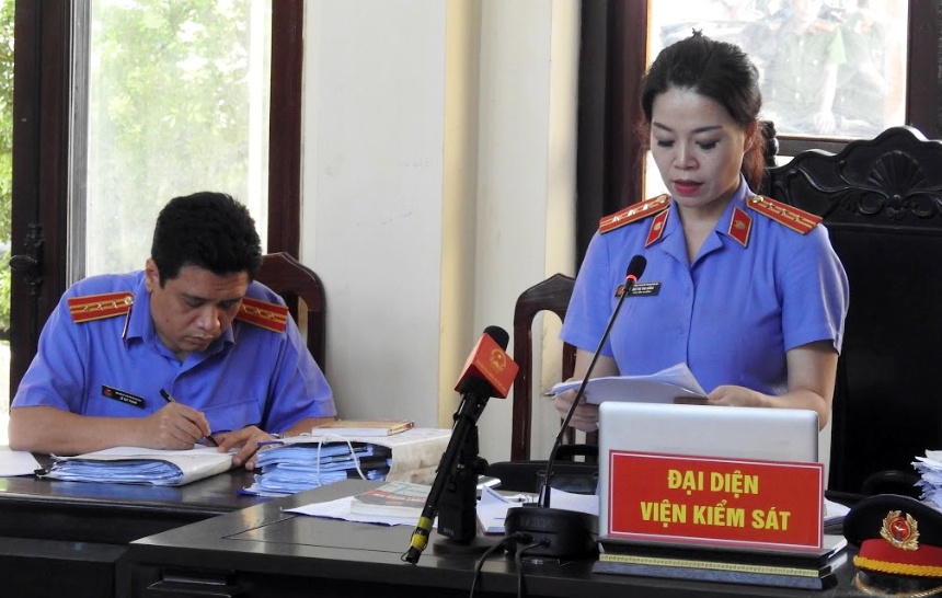 Xét xử Hoàng Công Lương ảnh 3 Xet xu Hoang Cong Luong anh 3