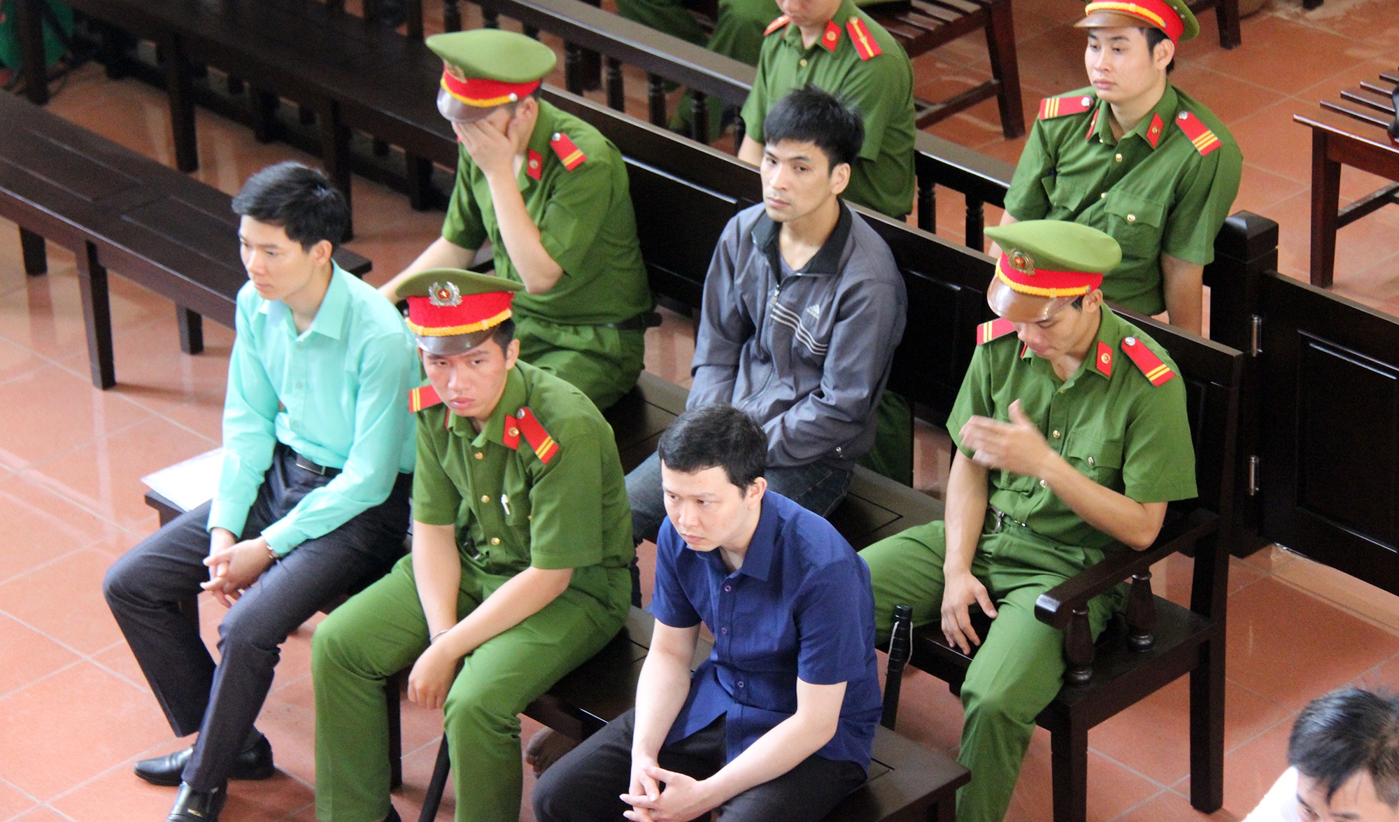 Xet xu Hoang Cong Luong anh 3