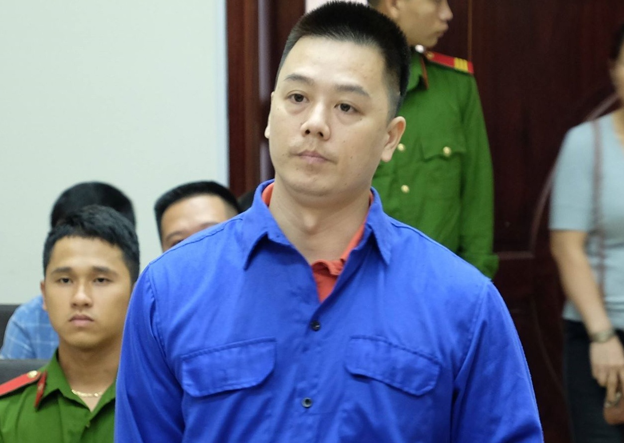 Y an 2 nam tu voi bi cao dam o be gai 8 tuoi hinh anh