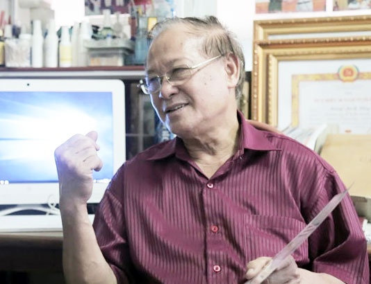 Kinh hien vi dien tu se giup khoi phuc bai thi trac nghiem bi tay xoa hinh anh