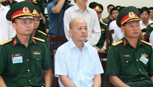 Ut 'troc' tu bao chua ra sao khi VKS de nghi 12-15 nam tu hinh anh