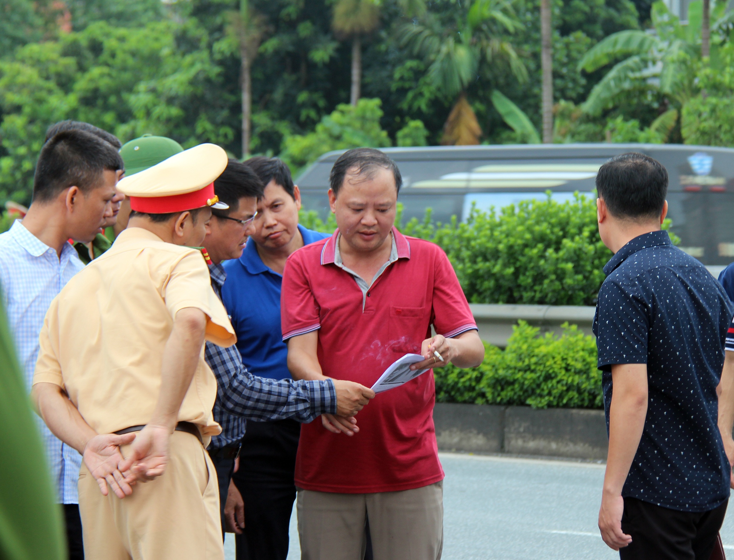 Xe khach tong xe cuu hoa anh 10