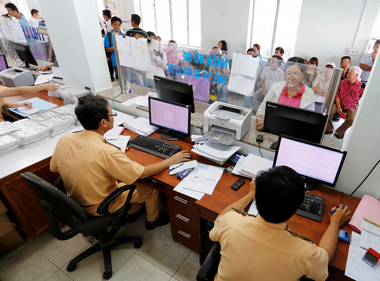 Lam sao de sang ten oto khi chu xe chet hoac mat tich? hinh anh