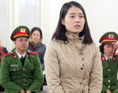 Nu bi cao nhan buu pham co ma tuy chap nhan an tu hinh hinh anh