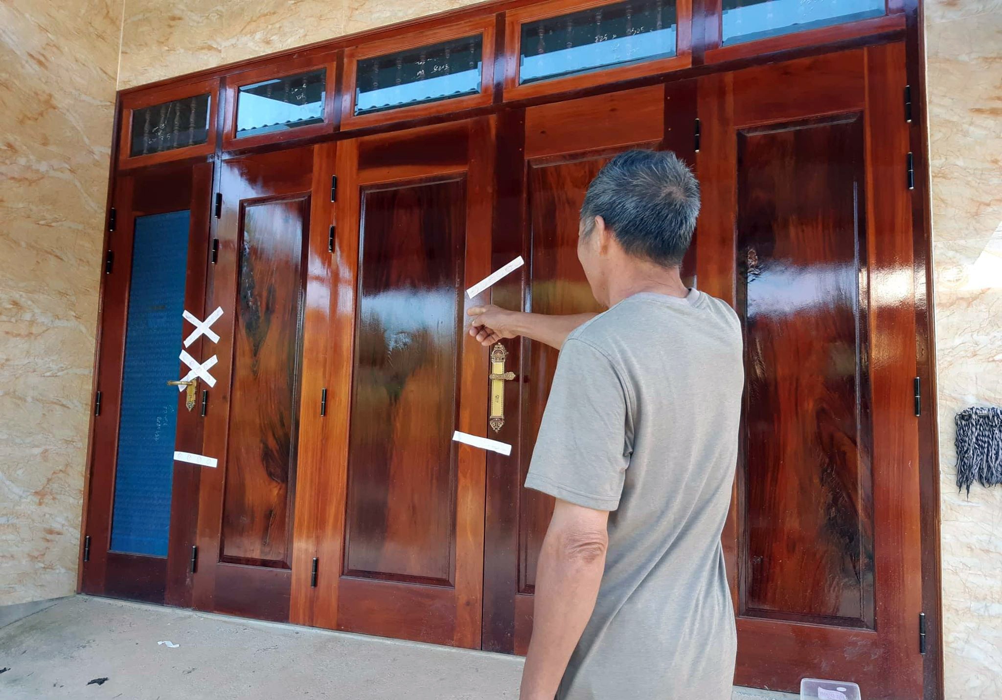 Bac si giet vo phi tang xac anh 1