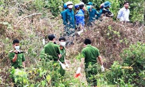 Lan ra nghi pham giet nguoi tu chiec oto o tiem cam do hinh anh