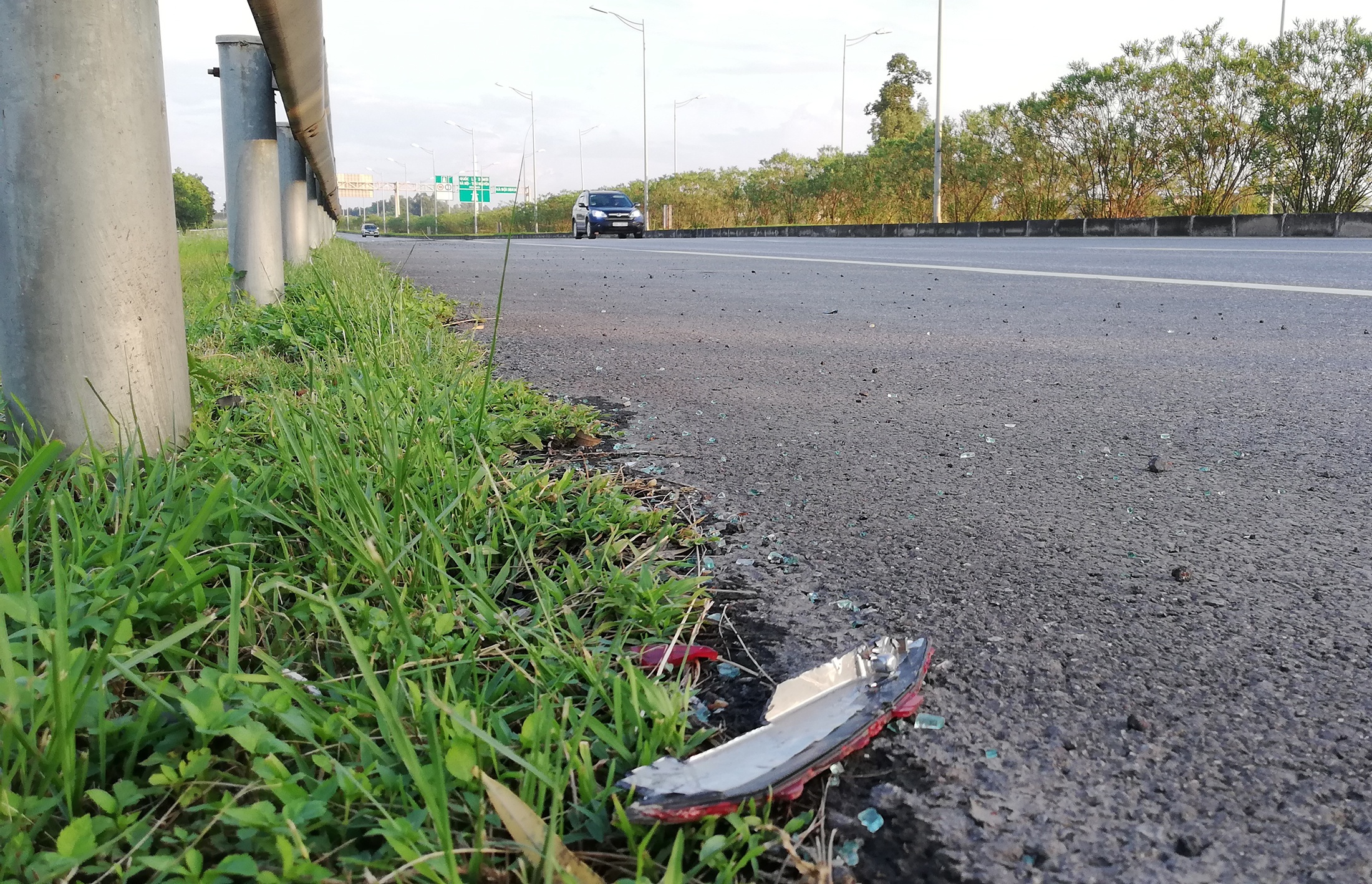 Tai nan Lexus cao toc Ha Noi Thai Nguyen anh 6