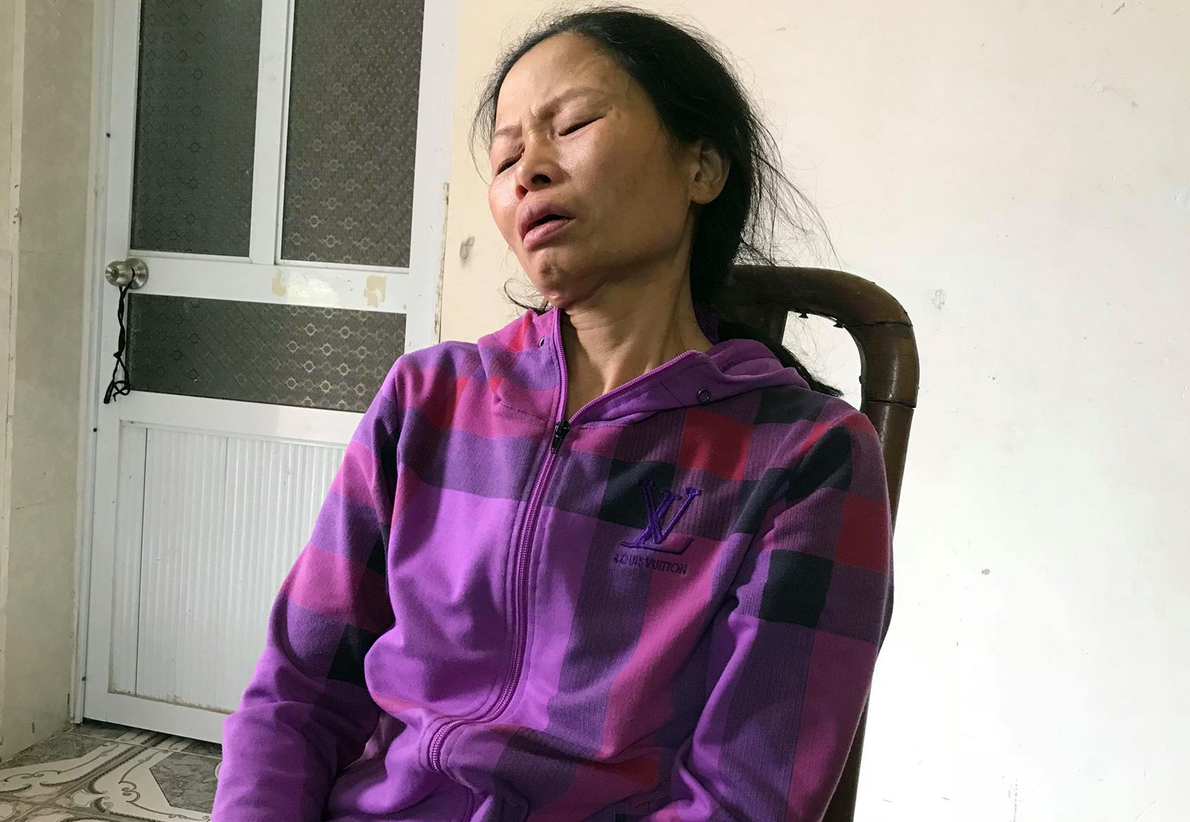 Rơi khung sắt đè cô gái tử vong ảnh 2 Roi khung sat de co gai tu vong anh 2