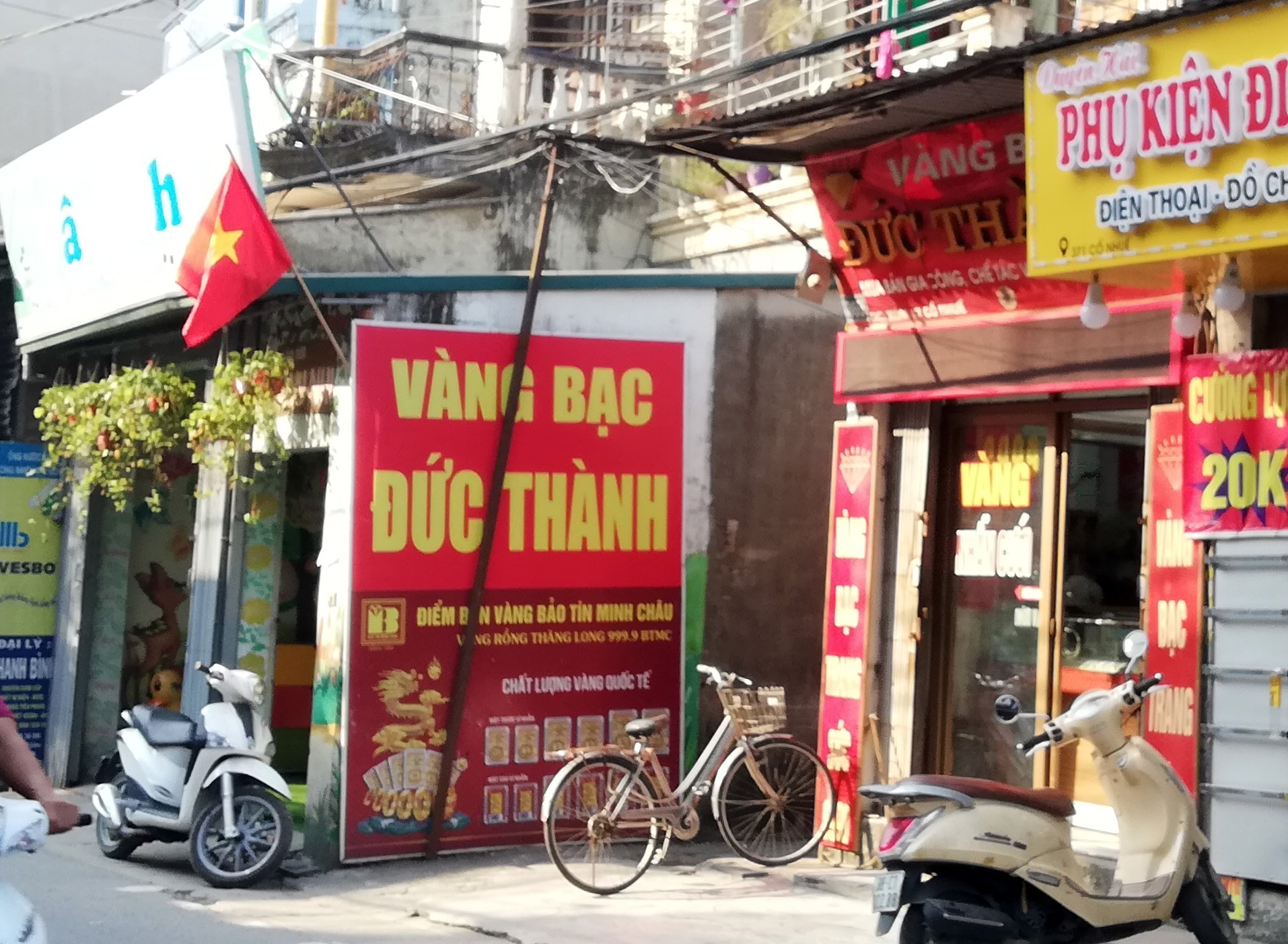 Cuop tiem vang o Co Nhue anh 2