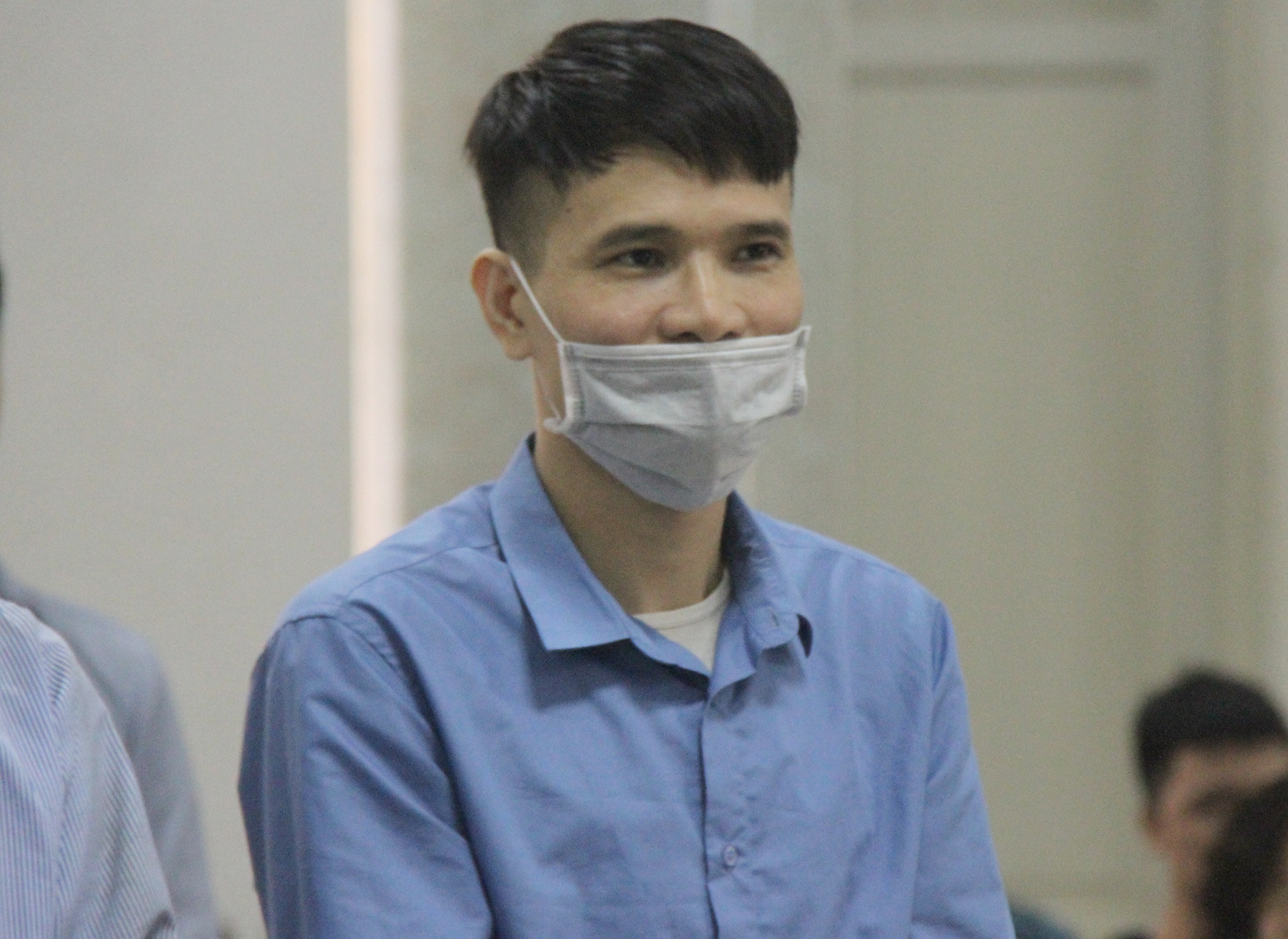 Chu san vang ao chiem doat gan 3 trieu USD linh 22 nam tu hinh anh