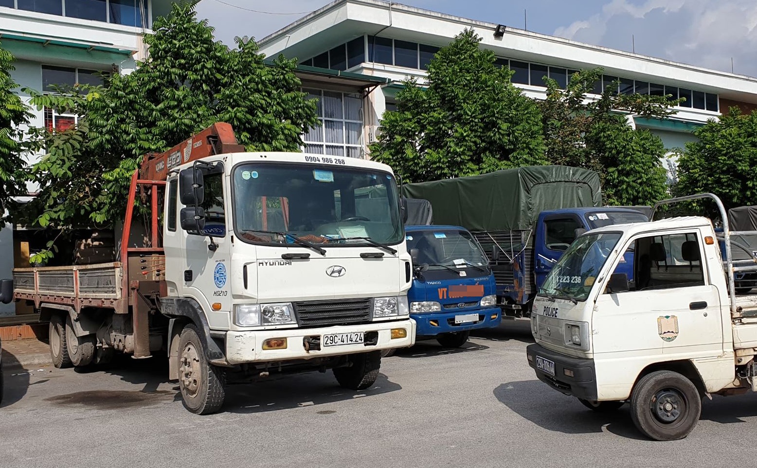 Xe tải cán chết bà lão ảnh 2 Xe tai can chet ba lao anh 2