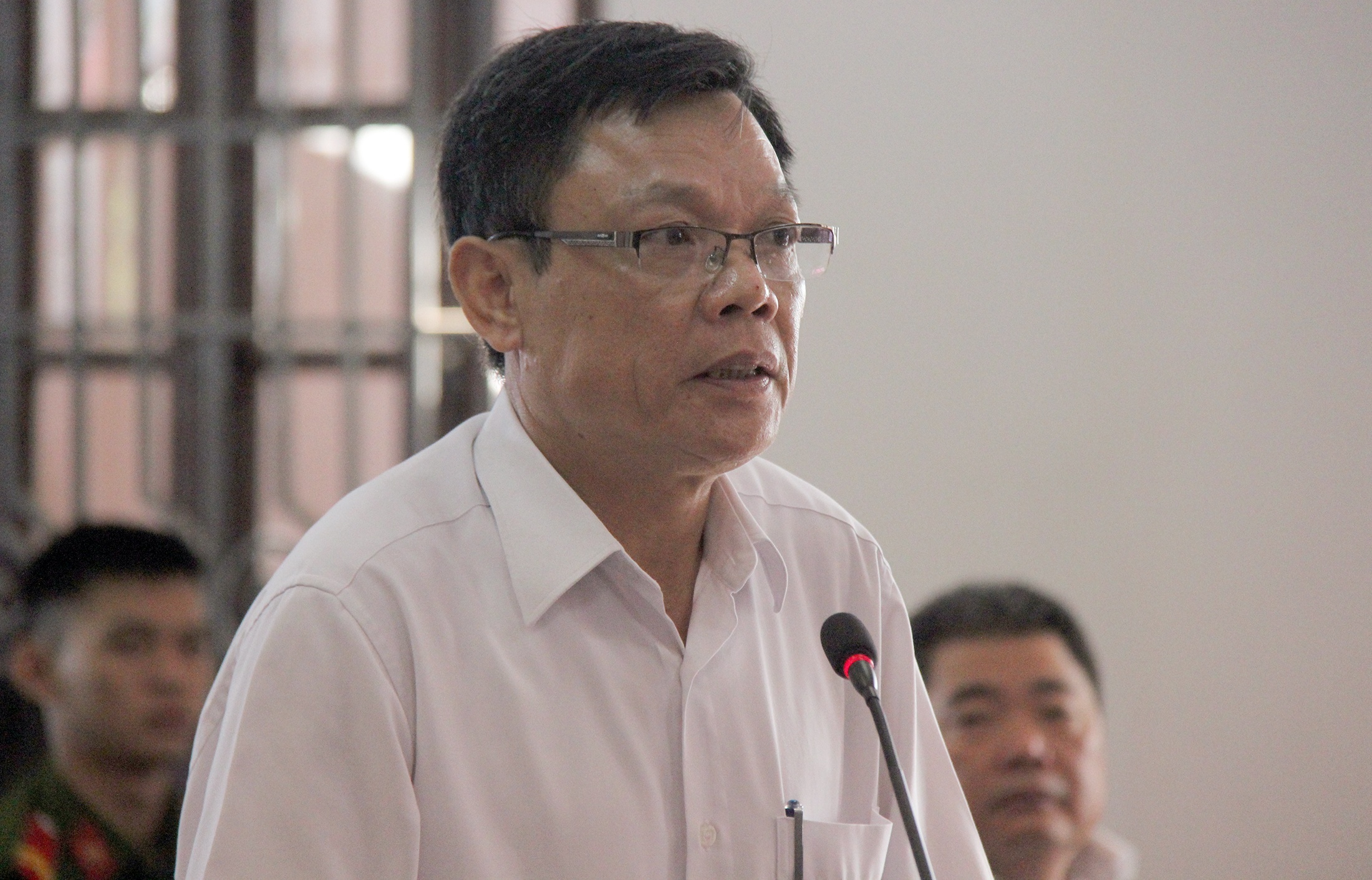 Tai xe keu oan khi va cham lam chet canh sat, toa tuyen an tu treo hinh anh