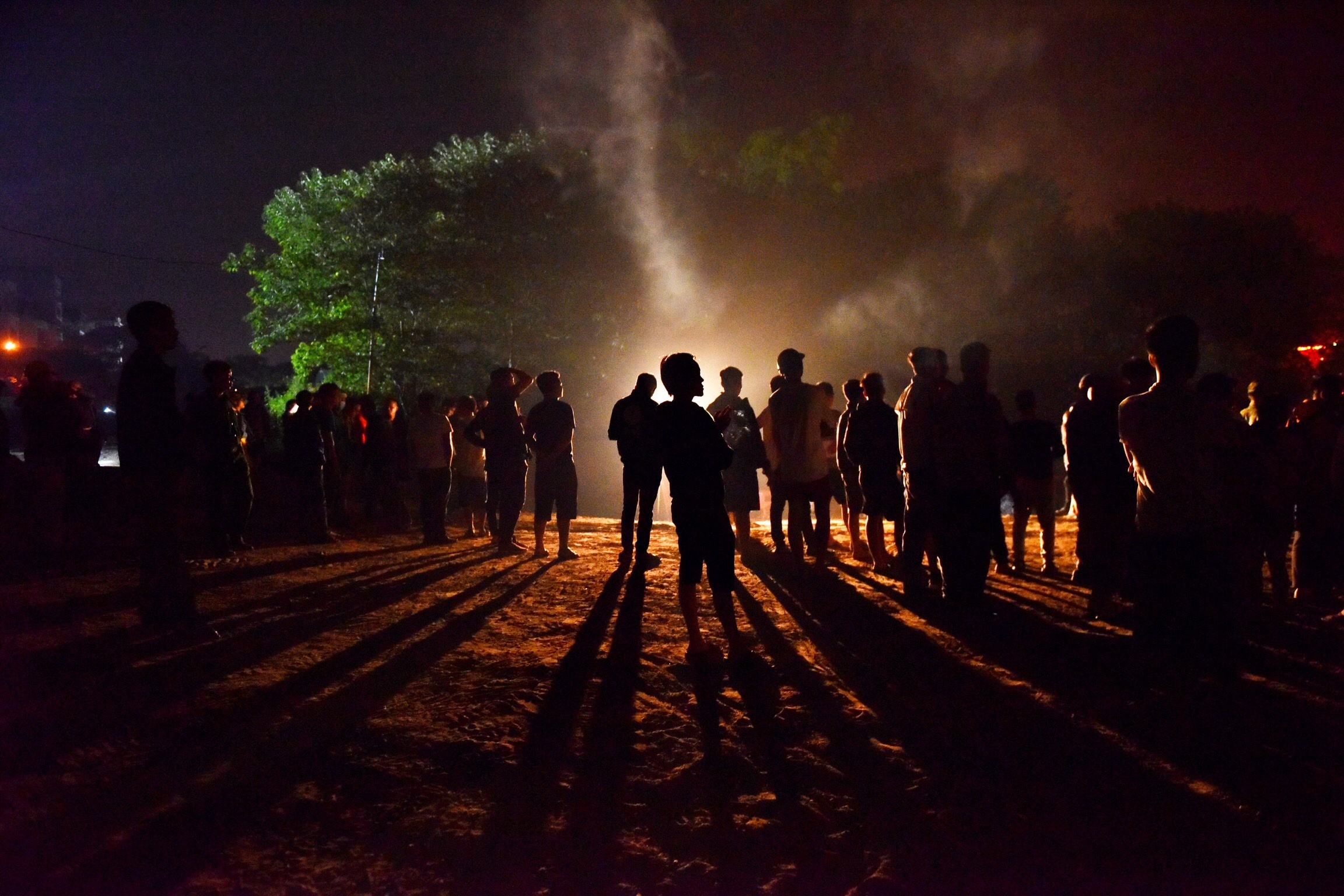 Oto roi xuong song Hong anh 9