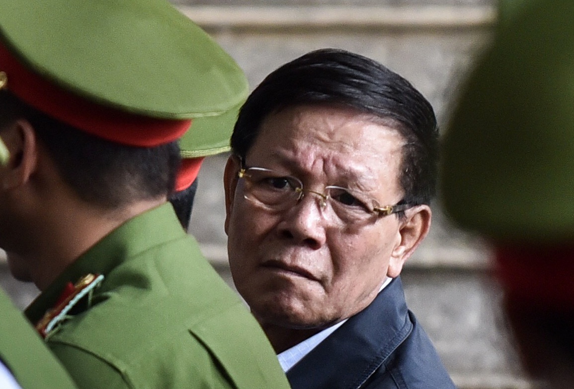 Nguyen Van Duong khai tang Rolex, trieu USD cho ong Phan Van Vinh hinh anh