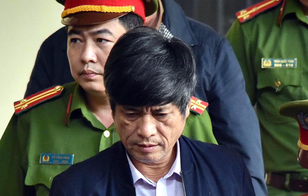 Do loi cho nguoi khac, ong Nguyen Thanh Hoa bi de nghi 8 nam tu hinh anh