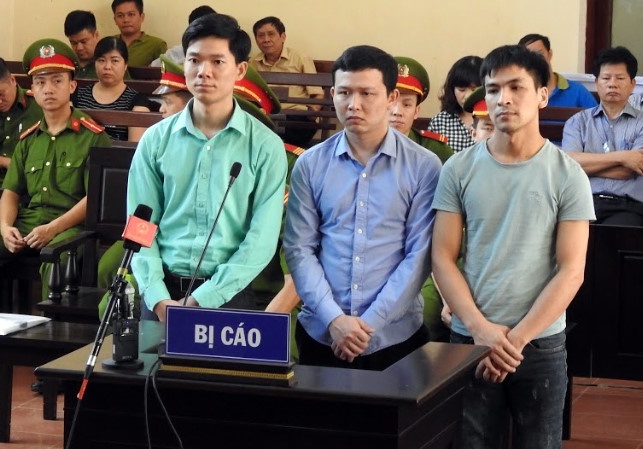 Khoi to them mot giam doc lien quan vu chay than 9 nguoi tu vong hinh anh