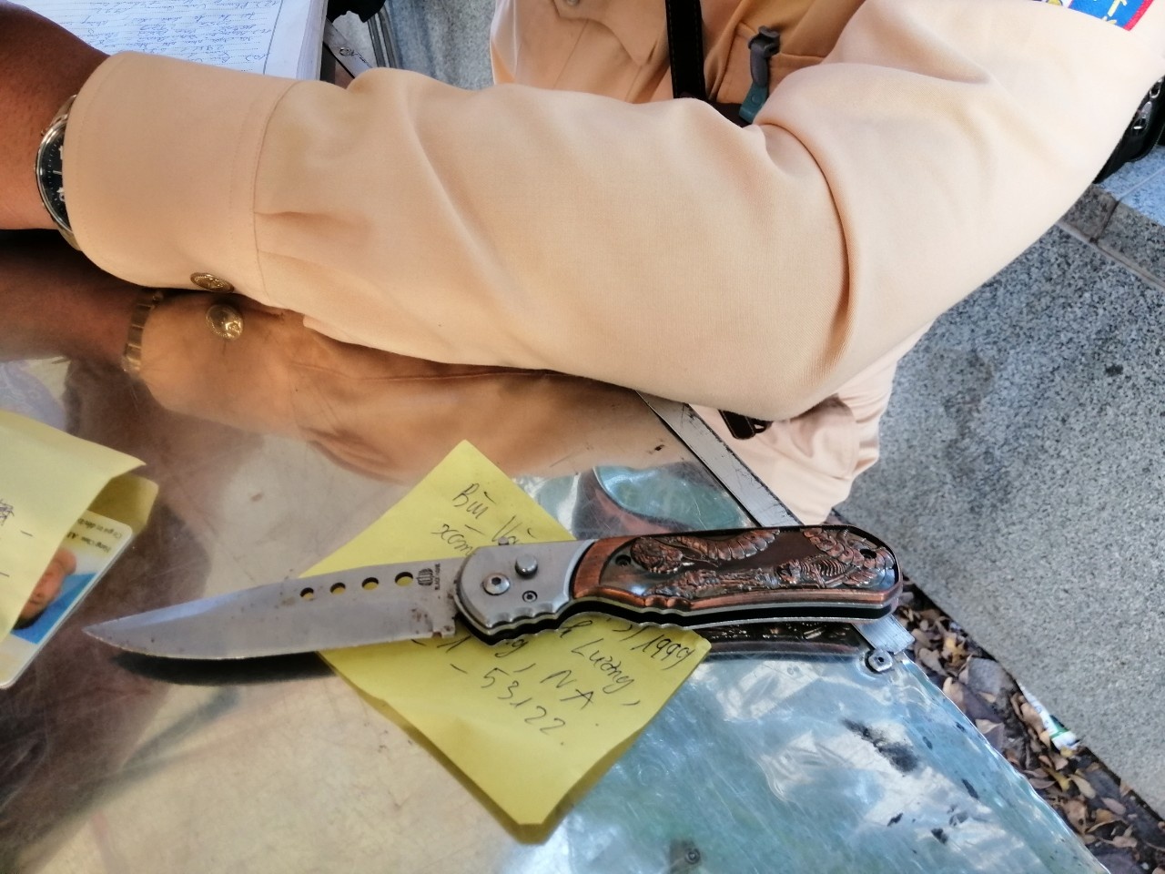 Canh sat 141 Ha Noi anh 1