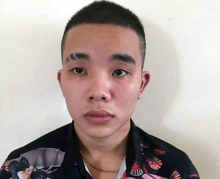 Quan ly karaoke hiep dam, cuop tai san nu nhan vien duoi 16 tuoi hinh anh