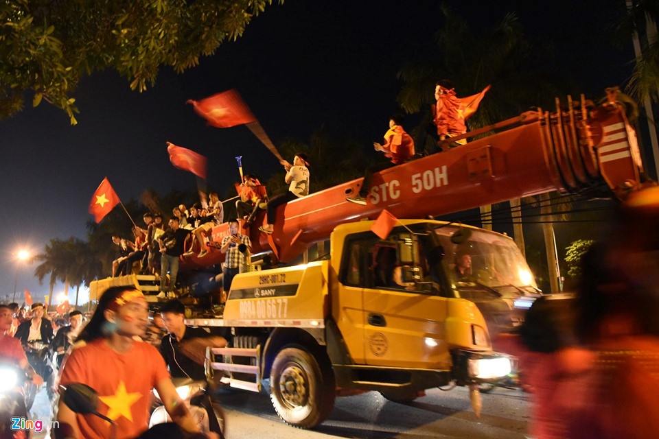 Công an Hà Nội chống đua ảnh 1 Cong an Ha Noi chong dua anh 1