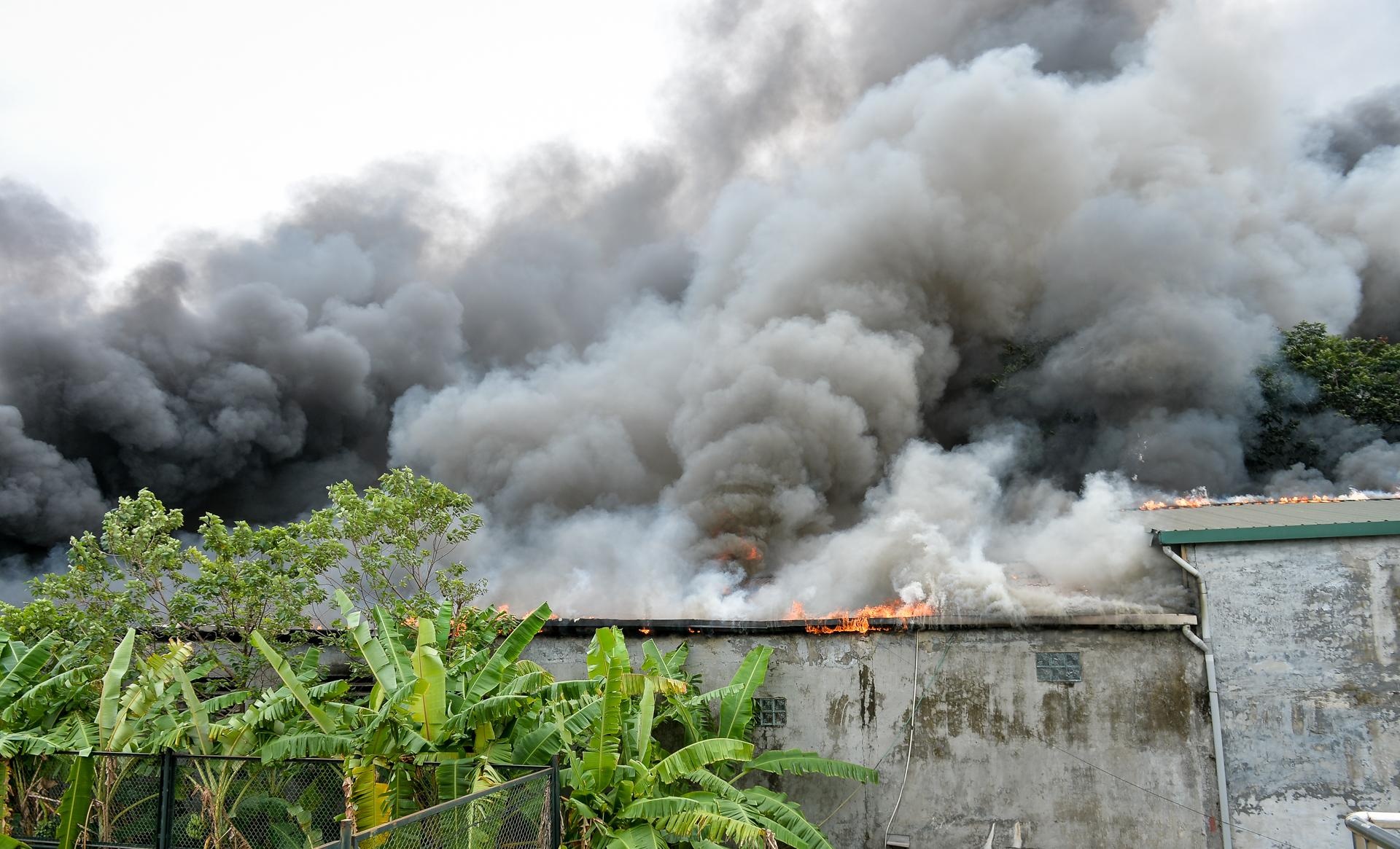 Chay gara oto o My Dinh anh 1