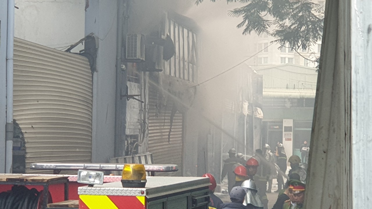 Chay gara oto o My Dinh anh 3