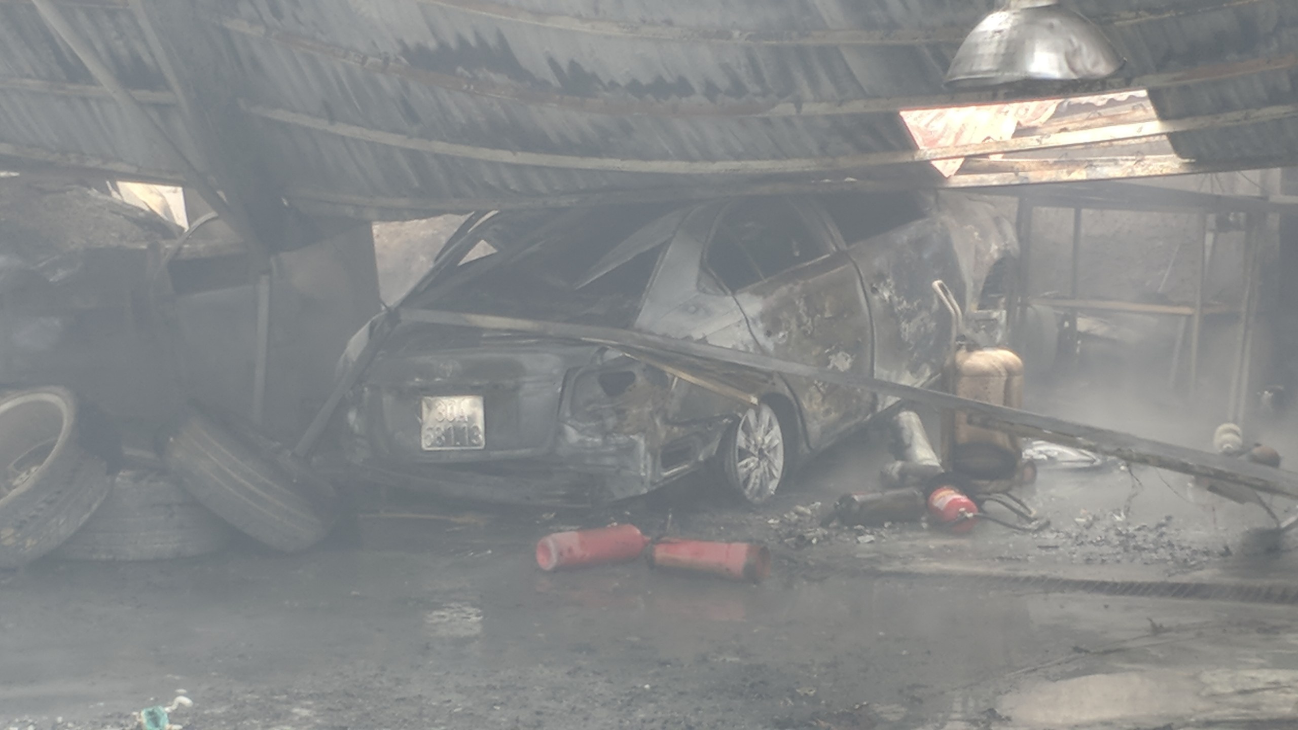 Chay gara oto o My Dinh anh 6