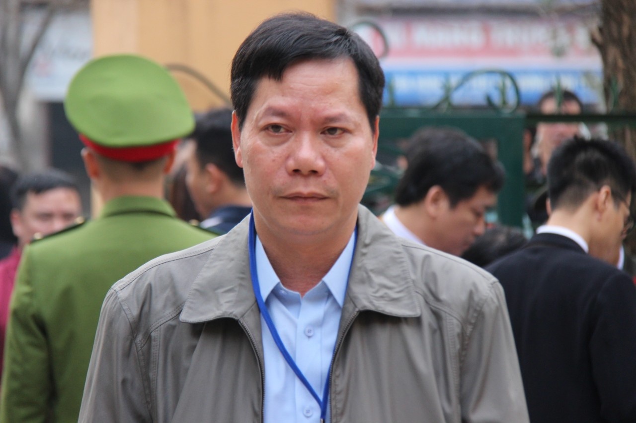 Cuu GD Benh vien Hoa Binh: 'Mong HDXX xem xet dac thu nganh y' hinh anh