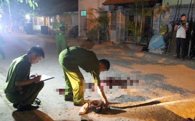 Nguoi phu nu bi sat hai khi di tap the duc cung hang xom hinh anh