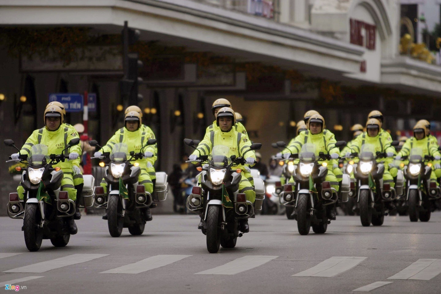 Cong an bao ve hoi nghi thuong dinh anh 2